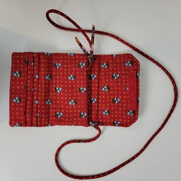 Unbranded Womens Crossbody Purse Handbag One Size Red Floral RFID 3 in 1 Holiday - Picture 4 of 4
